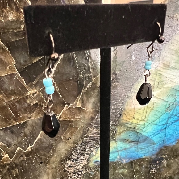 Curated Jewelry Set #22 - Necklace, Bracelet, Earrings (turquoise/black/silver) - Picture 3 of 6